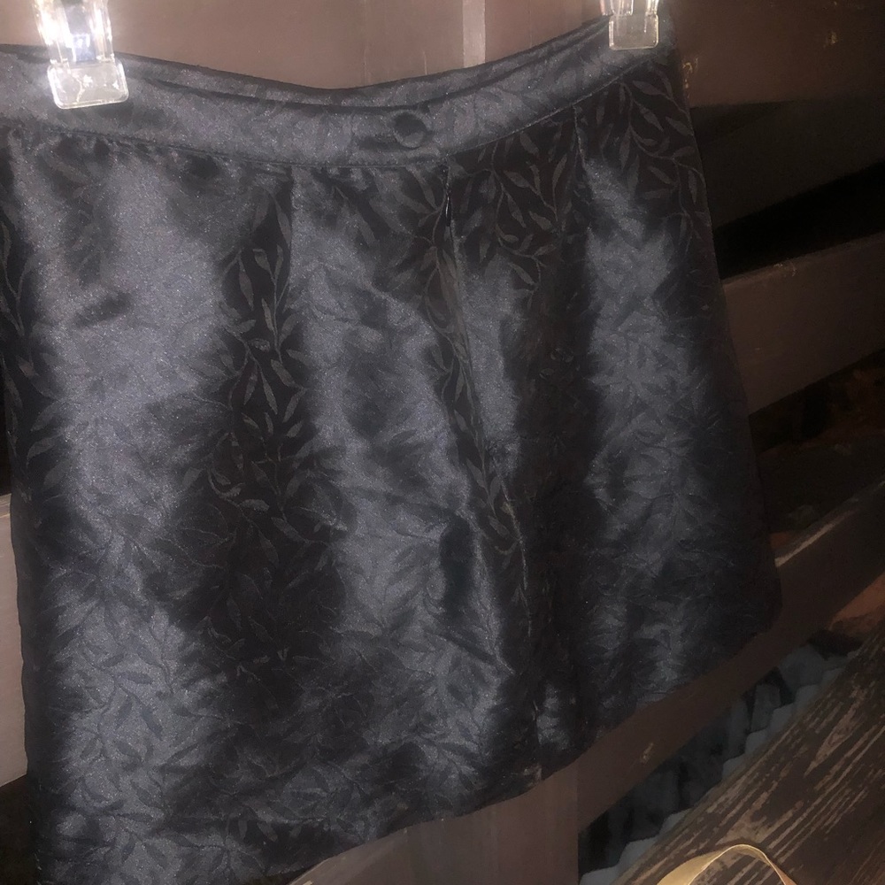 MAXOU: black silky material: Size 16 Jr